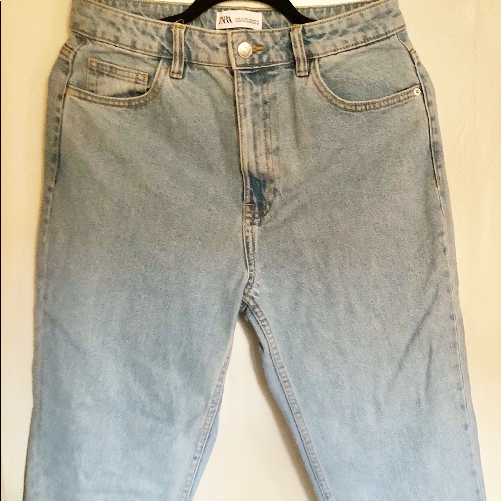 ZARA NWOT, Women's Mom Jeans, US size 8